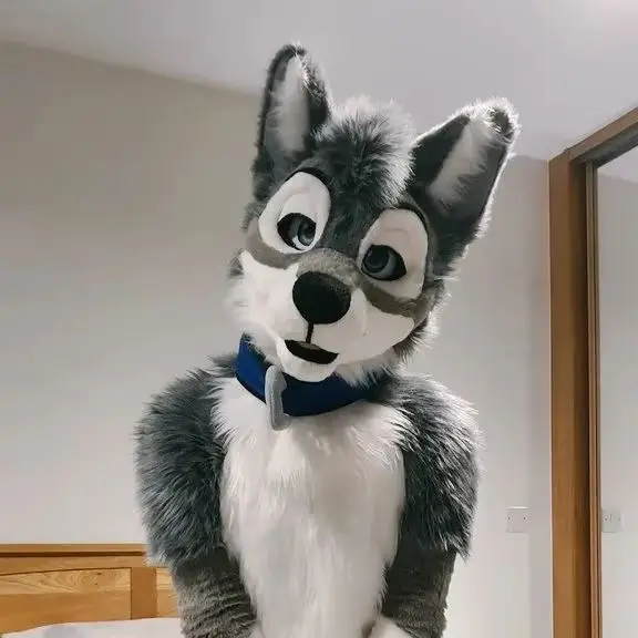 Husky Fox Dog Grey White Fursuit Mascot Costume Animal Cartoon Character Outfit for Halloween Christmas Fancy Party
Husky Fox Dog Grey White Fursuit Mascot Costume Animal Cartoon Character Outfit for Halloween Christmas Fancy Party