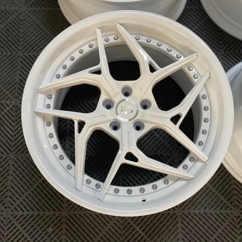 Mforegd 2 Piece Customized Hub Rim Forged Aluminum Car Wheels New Condition
Mforegd 2 Piece Customized Hub Rim Forged Aluminum Car Wheels New Condition