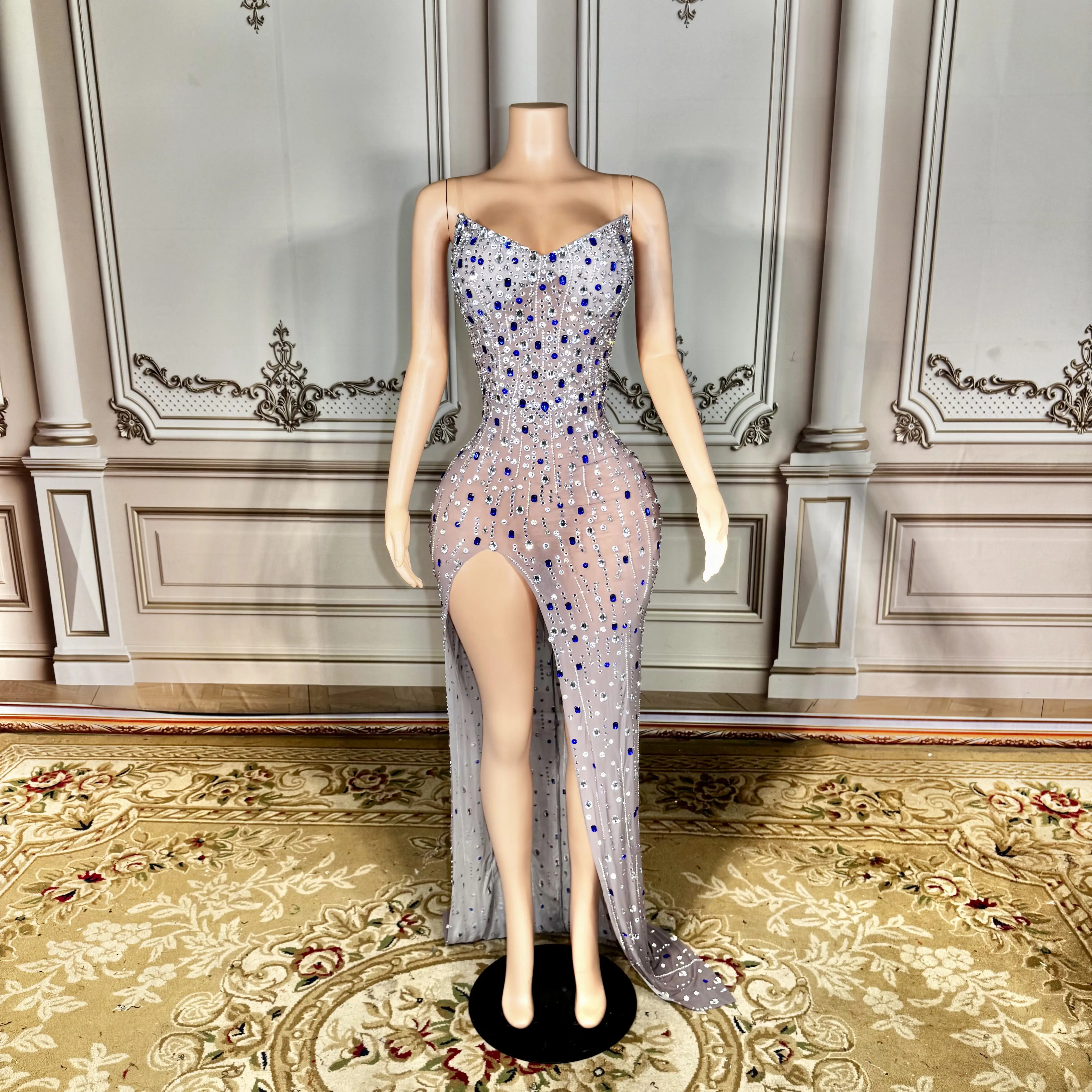 ZD Formal Elegant Silver Party Evening Dress for New Years Plus Size Sexy Sequins Bodycon Summer Dress Quinceanera Dresses
ZD Formal Elegant Silver Party Evening Dress for New Years Plus Size Sexy Sequins Bodycon Summer Dress Quinceanera Dresses