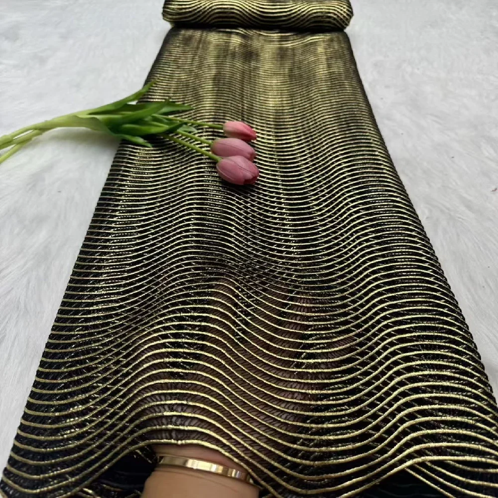 Африканский гипюровый шнур, кружевная ткань 2026, высокое качество, 5 ярдов, нигерийская водорастворимая кружевная ткань для женщин, свадебные платья
Африканский гипюровый шнур, кружевная ткань 2026, высокое качество, 5 ярдов, нигерийская водорастворимая кружевная ткань для женщин, свадебные платья