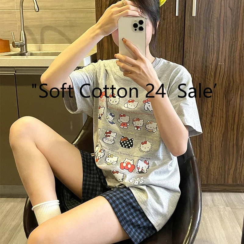 YOSUKA 2025 Summer Cartoon Pajama Set - Gray Top & Blue Shorts Sleepwear, Hello Kitty Print 100% Cotton for Women's Home
YOSUKA 2025 Summer Cartoon Pajama Set - Gray Top & Blue Shorts Sleepwear, Hello Kitty Print 100% Cotton for Women's Home
