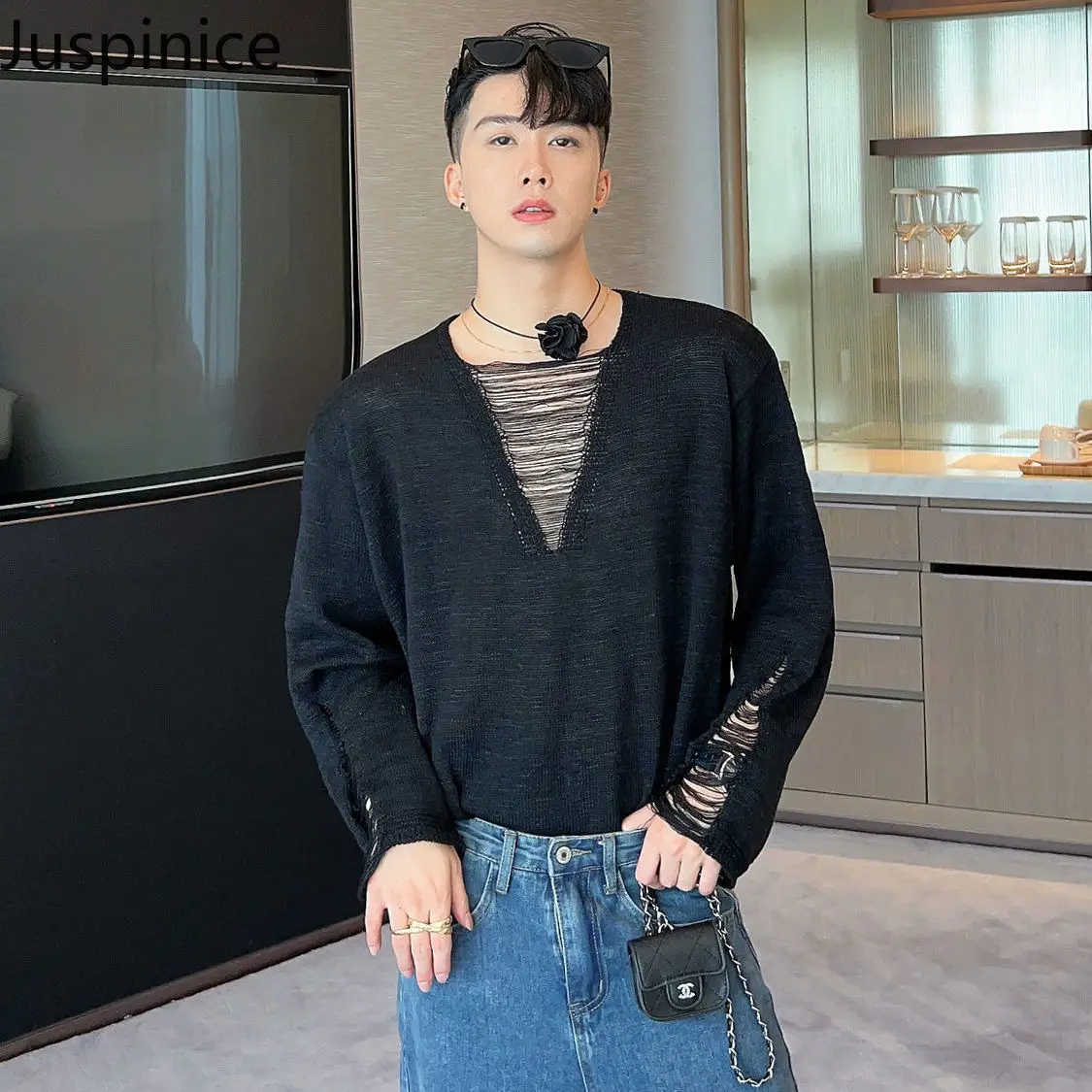 Spring Autumn Solid Hollow V-neck Knitted Sweater Couple Loose Casual High Street Personalized Long-sleeved Tops Male Clothes
Spring Autumn Solid Hollow V-neck Knitted Sweater Couple Loose Casual High Street Personalized Long-sleeved Tops Male Clothes