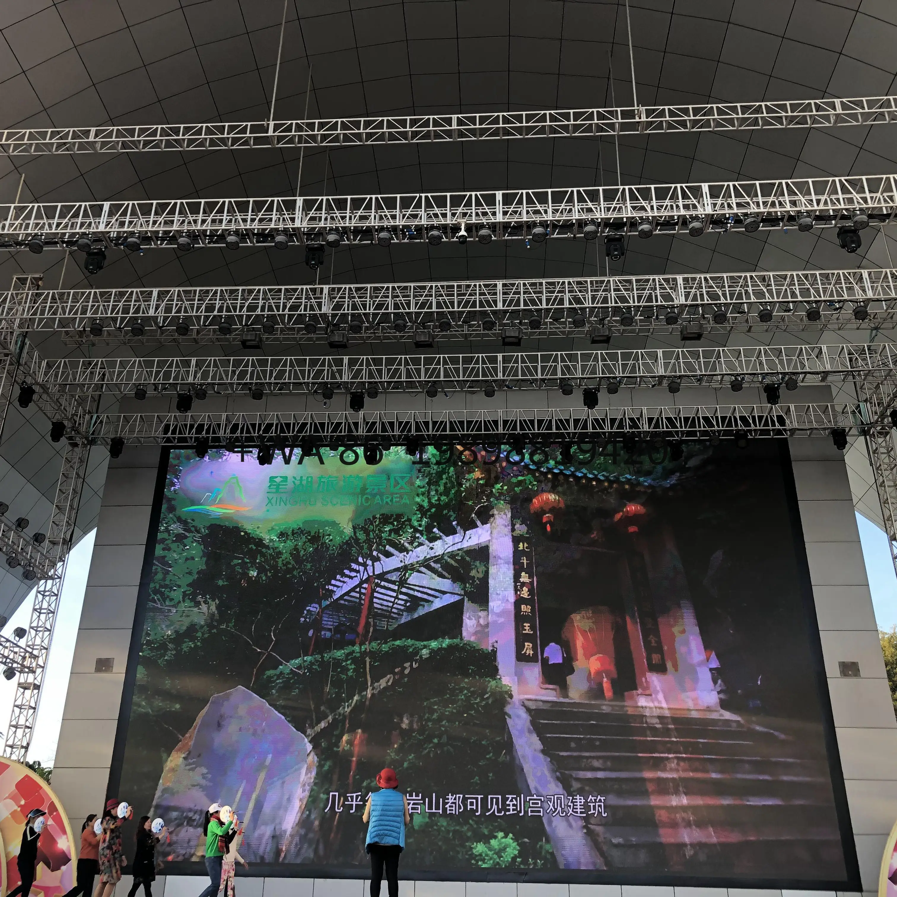 Настраиваемый внутренний 500*500 мм водонепроницаемый рекламный щит светодиодная видеостена P3.91P4.81 светодиодный дисплей внутренний светодиодный экран для концерта
Настраиваемый внутренний 500*500 мм водонепроницаемый рекламный щит светодиодная видеостена P3.91P4.81 светодиодный дисплей внутренний светодиодный экран для концерта