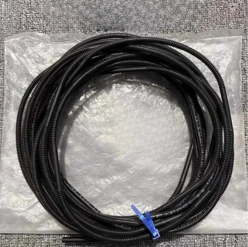 Hood Spray Cover and Windshield Washer Hose for Touareg Phaeton Sharan Tiguan Multivan Scirocco A6 A8 Q7
Hood Spray Cover and Windshield Washer Hose for Touareg Phaeton Sharan Tiguan Multivan Scirocco A6 A8 Q7
