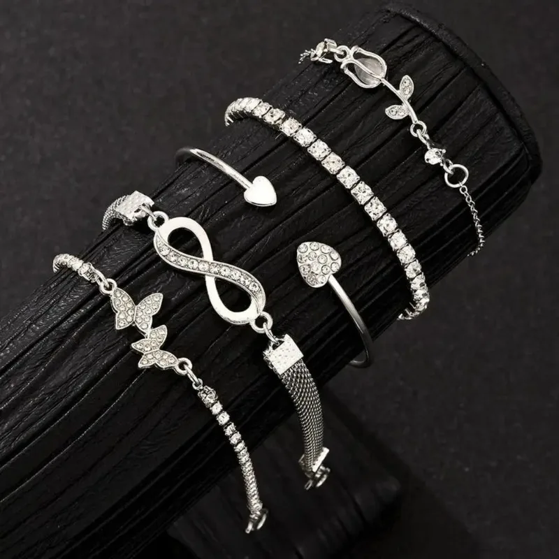 5Pcs/Set Women Alloy Bracelet Set Tulip Butterfly Bracelets Layered Cuff Chain Bracelets Jewelry for Party
5Pcs/Set Women Alloy Bracelet Set Tulip Butterfly Bracelets Layered Cuff Chain Bracelets Jewelry for Party