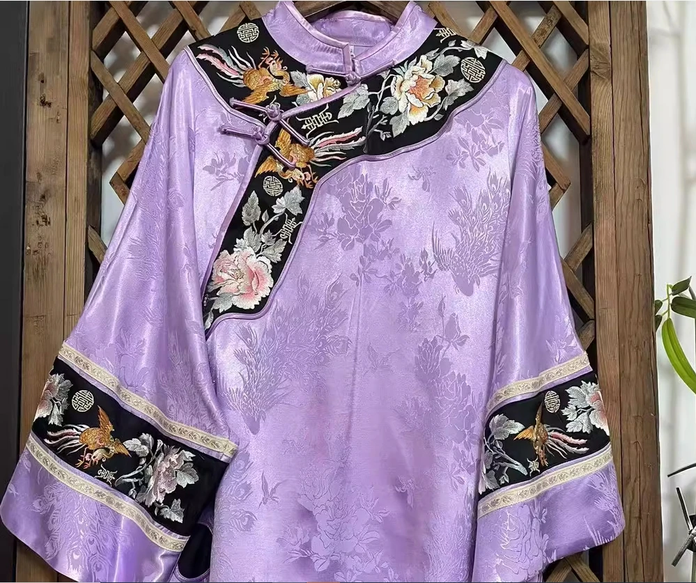 Girls Yu Yue Chuanqi Original Chinese style vinegar embroidery medium long shirt jacket for women wearing niche design top
Girls Yu Yue Chuanqi Original Chinese style vinegar embroidery medium long shirt jacket for women wearing niche design top