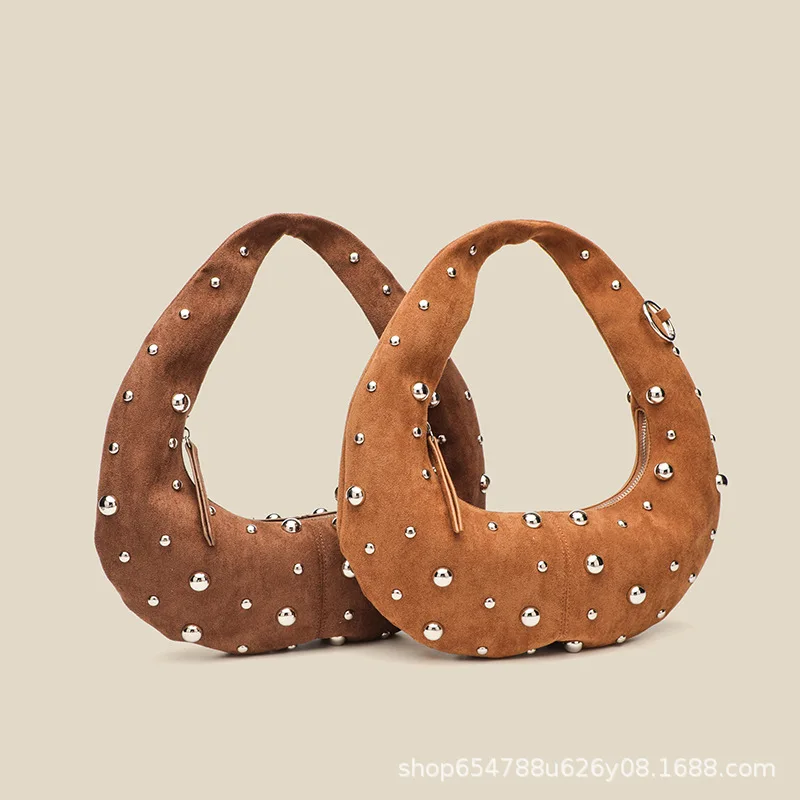 Uniquely Designed Western Style Underarm Bag for Women's New Fashionable and Versatile Single Shoulder Minimally Cross Shoulder
Uniquely Designed Western Style Underarm Bag for Women's New Fashionable and Versatile Single Shoulder Minimally Cross Shoulder