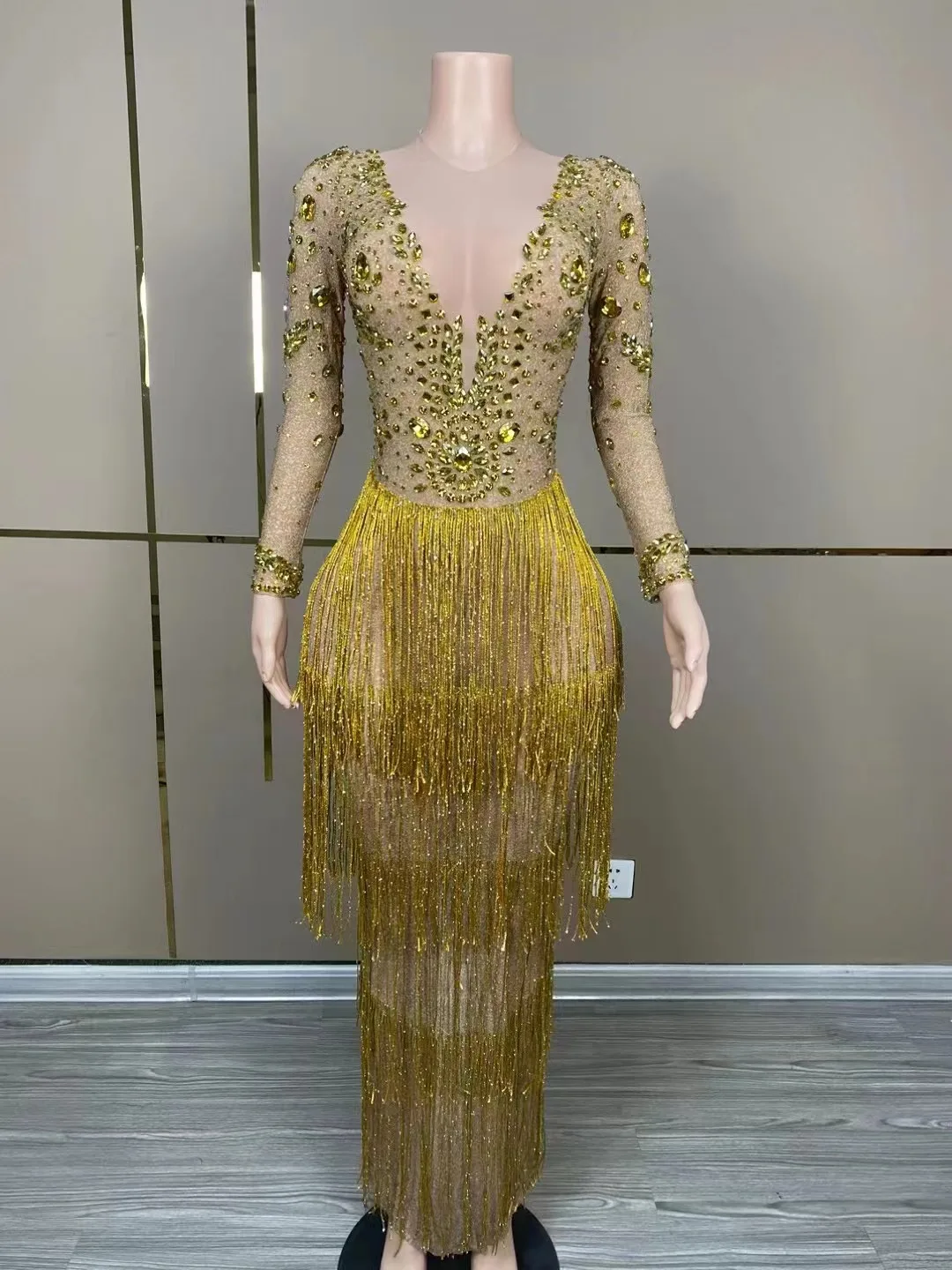 Sparkly Gold Rhinestones Tassels Dress for Women Sexy Stretch Celebrate Birthday Evening Prom Dress Photo Shoot Stage Wear
Sparkly Gold Rhinestones Tassels Dress for Women Sexy Stretch Celebrate Birthday Evening Prom Dress Photo Shoot Stage Wear