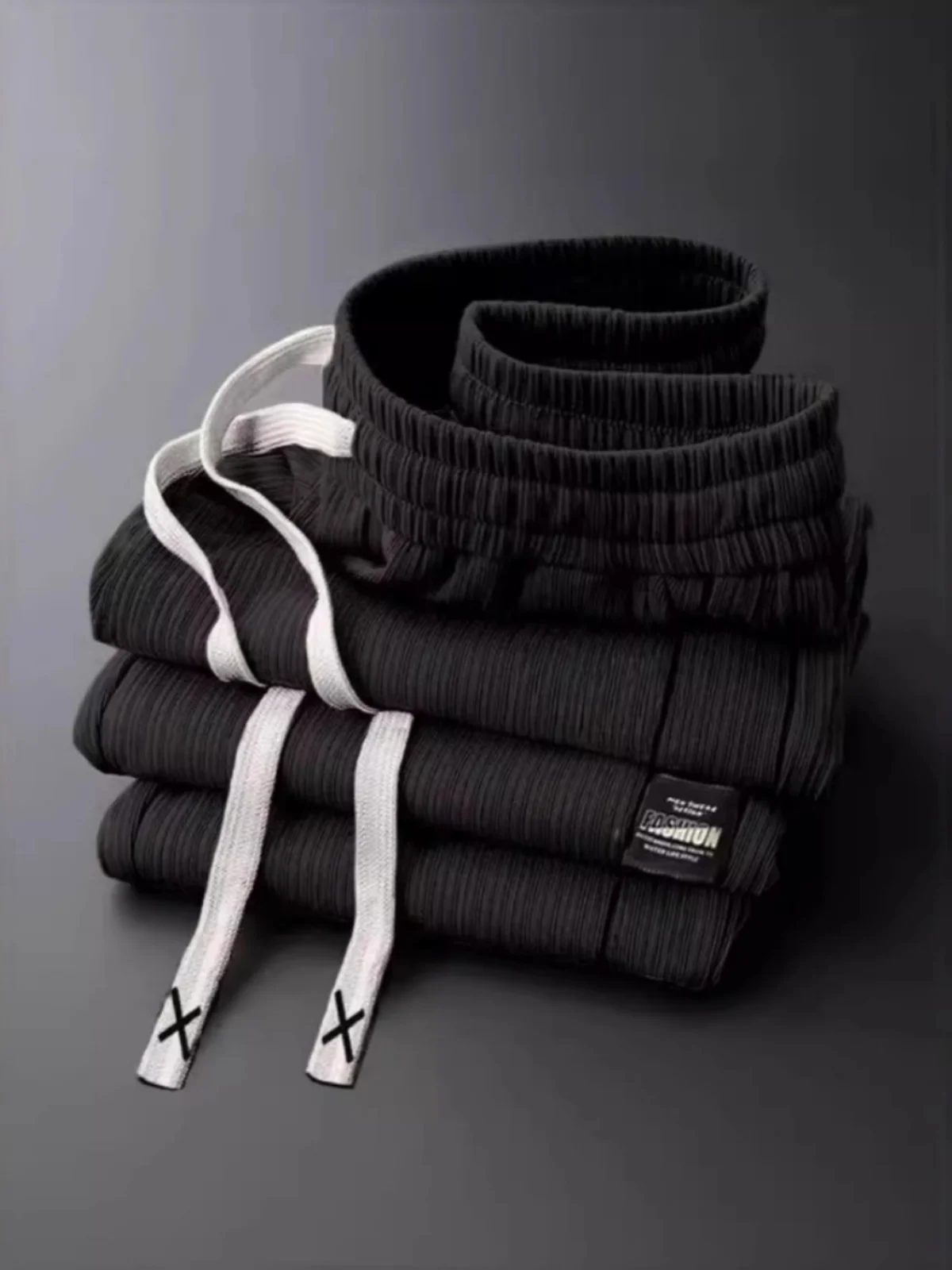 Мужские летние тонкие брюки из ледяного шелка прямого кроя, свободные повседневные брюки, эластичные свободные длинные брюки, модные городские спортивные брюки
Мужские летние тонкие брюки из ледяного шелка прямого кроя, свободные повседневные брюки, эластичные свободные длинные брюки, модные городские спортивные брюки