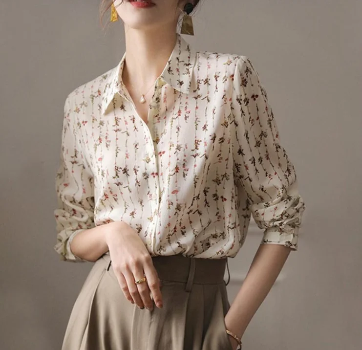 Vintage 2000S Clothes Y2K Shirt Light Luxury Printed Shirt Temperament Casual Long Sleeved Top Ttemperament Shirt for Women
Vintage 2000S Clothes Y2K Shirt Light Luxury Printed Shirt Temperament Casual Long Sleeved Top Ttemperament Shirt for Women