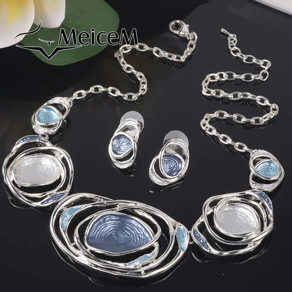 MeiceM Geometric Necklaces Ornaments on the Neck Fashion Enamel New Designer Silver Color Chain Choker Necklace for Women Mother
MeiceM Geometric Necklaces Ornaments on the Neck Fashion Enamel New Designer Silver Color Chain Choker Necklace for Women Mother