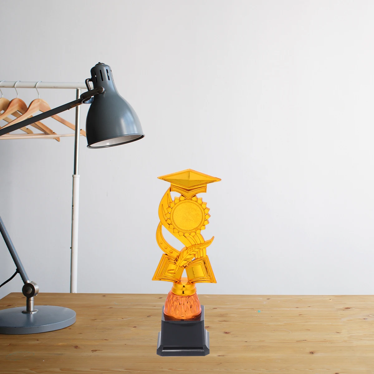26cm Doctor Hat Trophy Competitions Plastic Reward Trophy Creative Activity Award Cup for Kids (Copper)
26cm Doctor Hat Trophy Competitions Plastic Reward Trophy Creative Activity Award Cup for Kids (Copper)