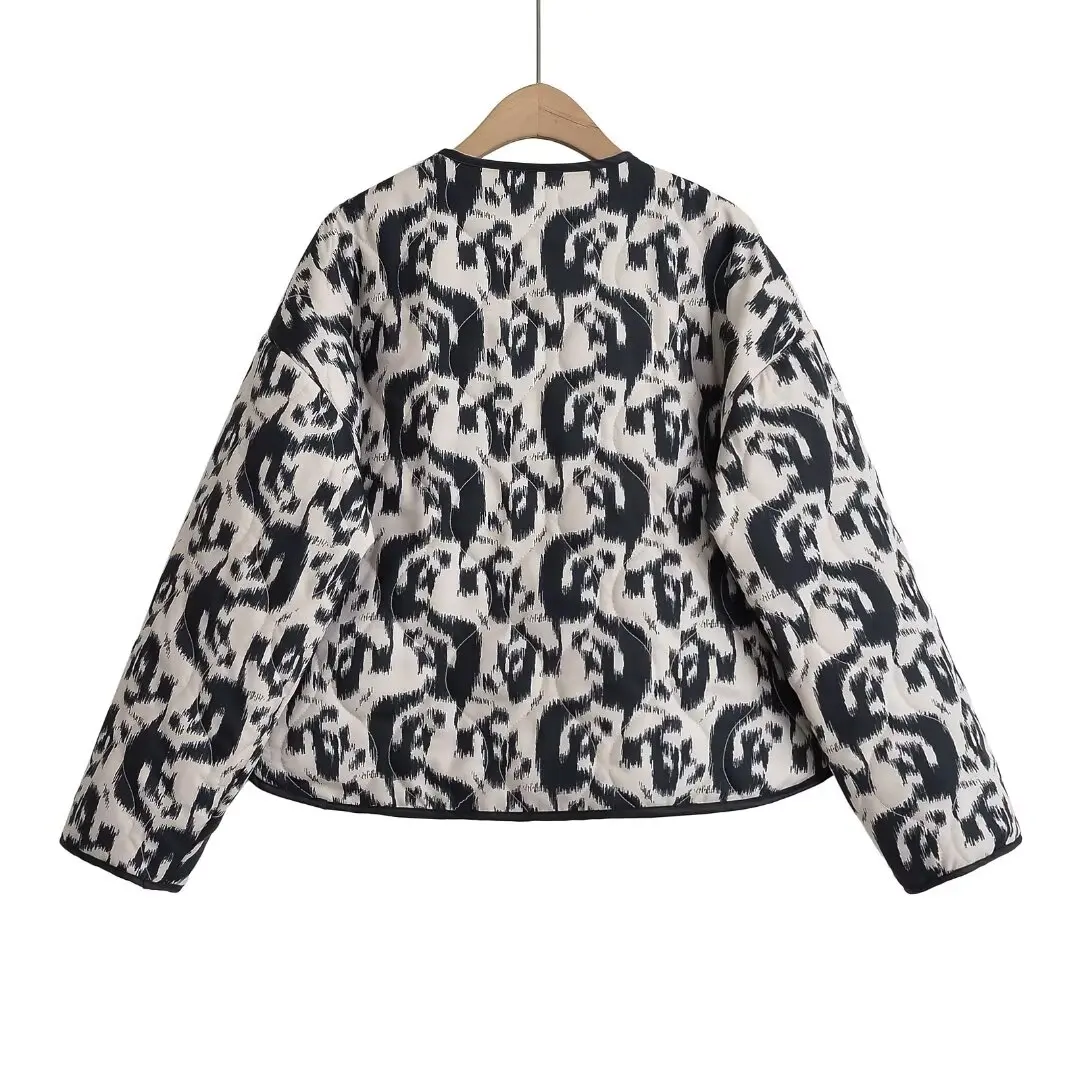 ZBZA Spring New Women's Faion Design Animal Print Cotton Jaet Outerwear Polyester Fiber Long Sve round Ne Button Clo...
ZBZA Spring New Women's Faion Design Animal Print Cotton Jaet Outerwear Polyester Fiber Long Sve round Ne Button Clo...