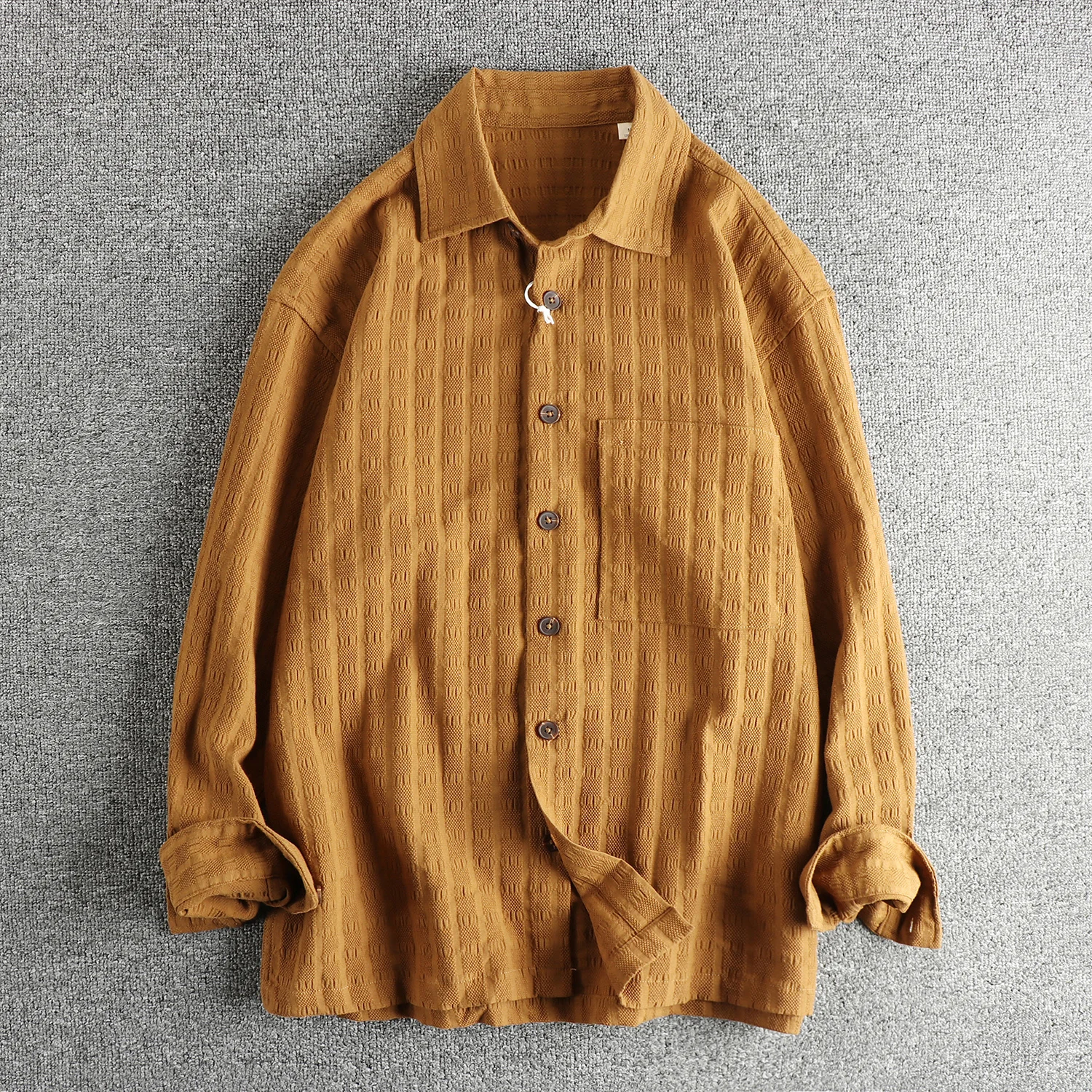 Jacquard knitted fabric men's long-sleeved shirt American retro trend versatile simple pocket shirt jacket
Jacquard knitted fabric men's long-sleeved shirt American retro trend versatile simple pocket shirt jacket