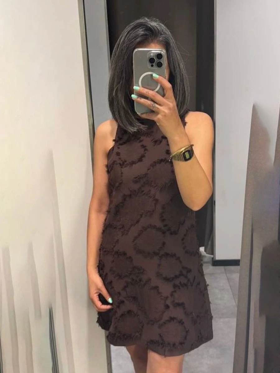 Solid Textured Mini Dresses Women Crew Neck Vintage Chic Raw Hem A-line Vestidos Summer Simple Casual Fashion Sleeveless Dress
Solid Textured Mini Dresses Women Crew Neck Vintage Chic Raw Hem A-line Vestidos Summer Simple Casual Fashion Sleeveless Dress