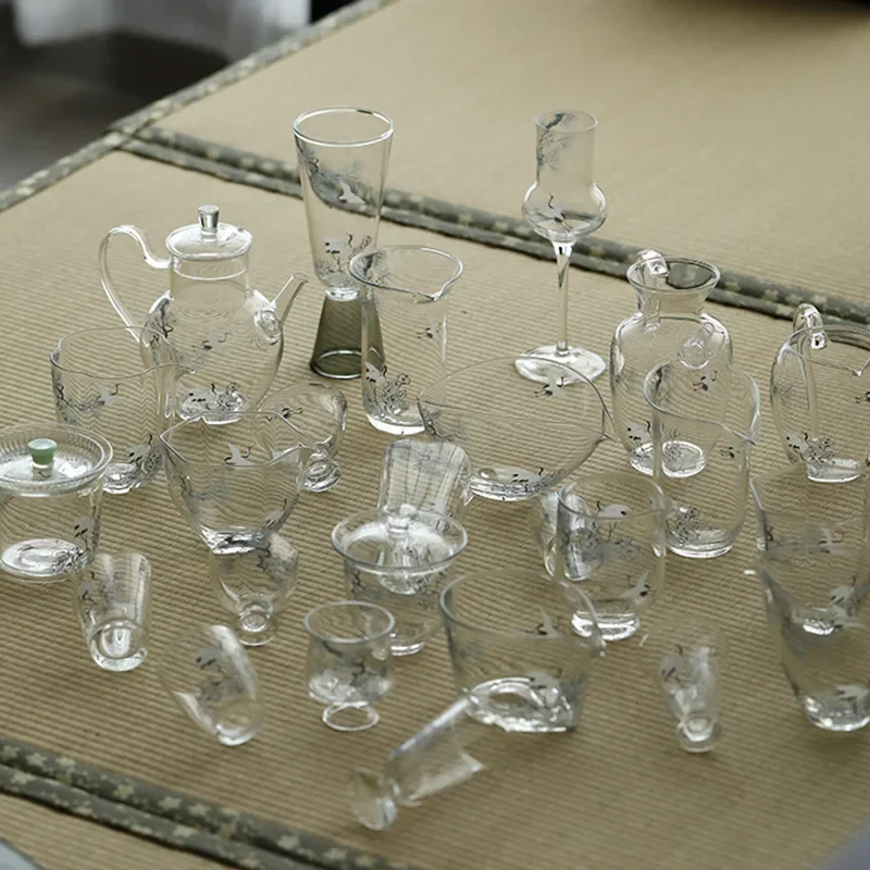 Glass small teacup, Kung Fu tea set, household transparent tea cup
Glass small teacup, Kung Fu tea set, household transparent tea cup