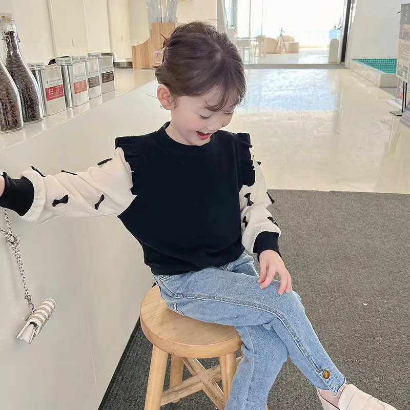 Spring and Autumn Girls' Sweater Fake Two Pieces Girls' Autumn Wear Korean Version Fashionable Pullover Top for Outer Wear P67
Spring and Autumn Girls' Sweater Fake Two Pieces Girls' Autumn Wear Korean Version Fashionable Pullover Top for Outer Wear P67
