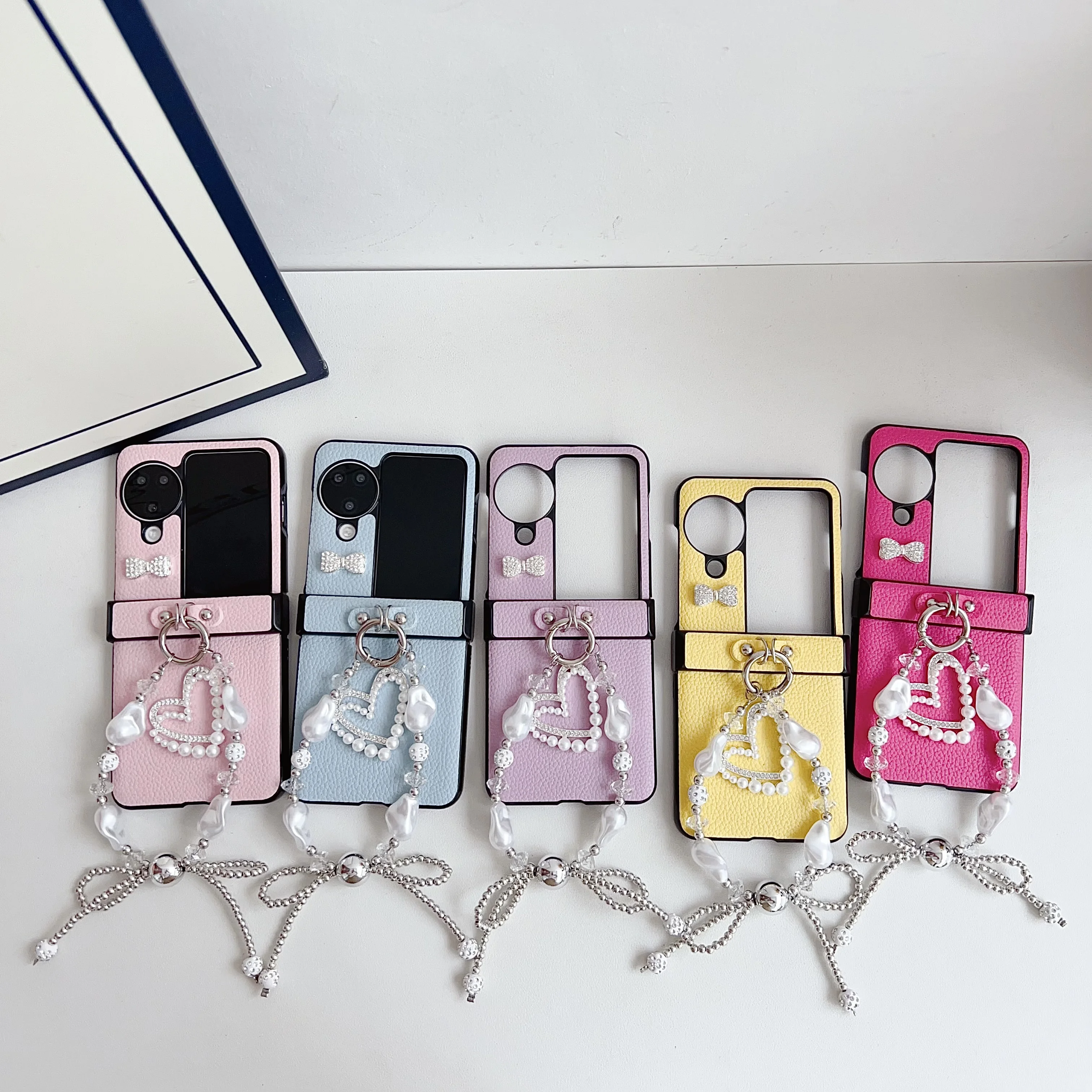 Back Cover For OPPO Find N3 Flip Case Pearl Love Diamond Bow Bracelet Bead Chain Lichee Pattern Hard PC Shockproof Phone Case
Back Cover For OPPO Find N3 Flip Case Pearl Love Diamond Bow Bracelet Bead Chain Lichee Pattern Hard PC Shockproof Phone Case