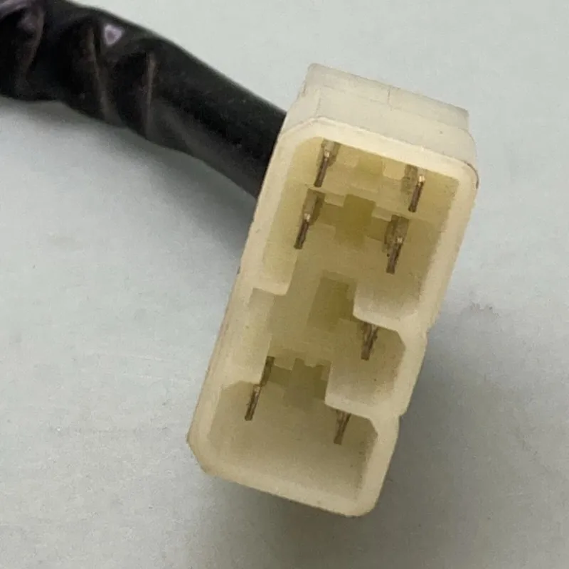 Reversing Mirror Adjustment Control Switch P27-1037-2 For Peterbilt Trucks Car Replacement Part
Reversing Mirror Adjustment Control Switch P27-1037-2 For Peterbilt Trucks Car Replacement Part