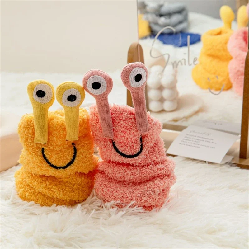 Женские зимние теплые пушистые носки домашний пол для сна Kawaii 3D Улитка милые животные толстые флисовые пушистые носки с большими глазами модные корейские
Женские зимние теплые пушистые носки домашний пол для сна Kawaii 3D Улитка милые животные толстые флисовые пушистые носки с большими глазами модные корейские