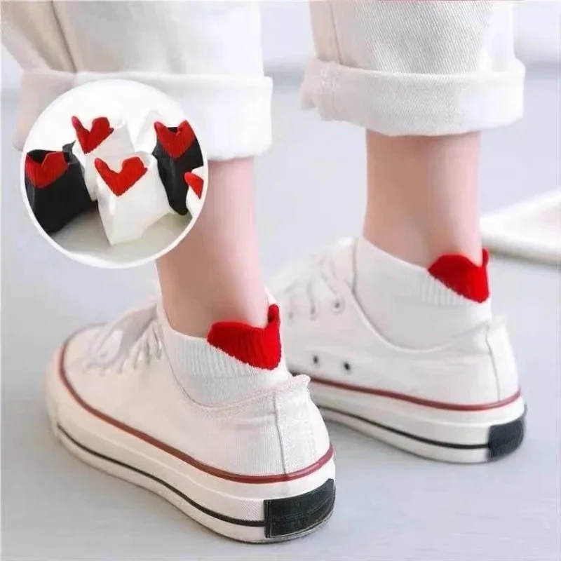 1 Pair Women's Short White Ankle Socks Cute Thin Spring Autumn Cotton Socks Warm Lovely Hearts Low Tube School Socks for Girls
1 Pair Women's Short White Ankle Socks Cute Thin Spring Autumn Cotton Socks Warm Lovely Hearts Low Tube School Socks for Girls