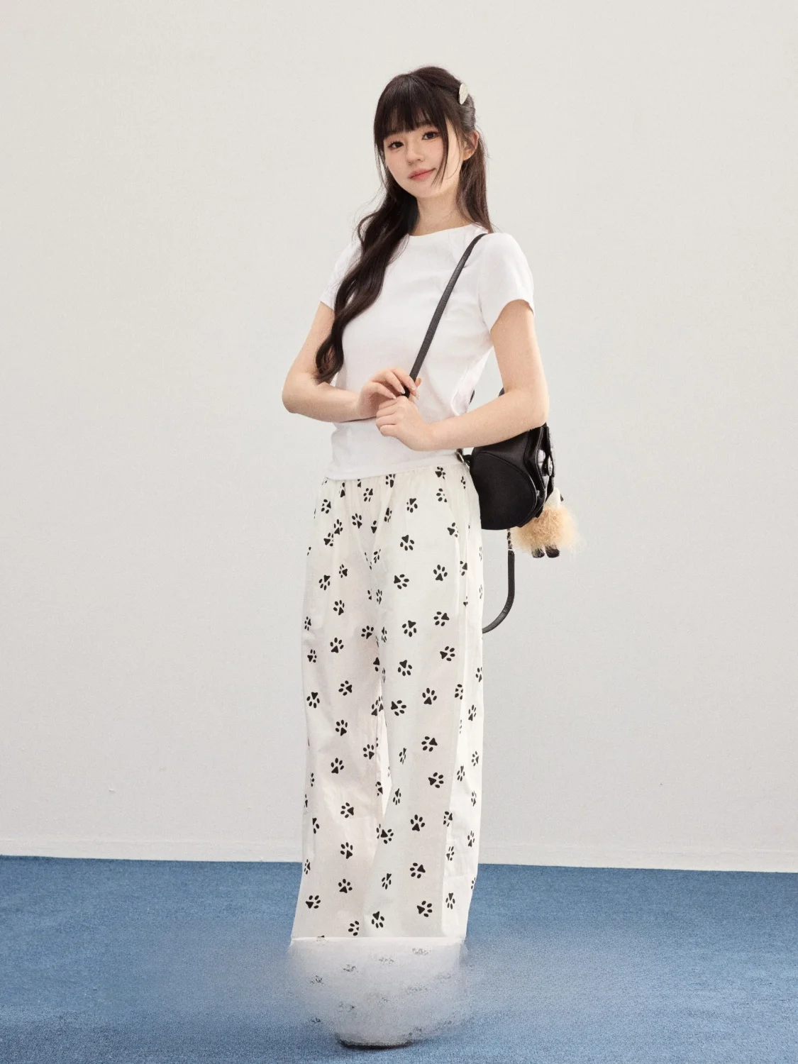 Peasluna Adorable Dog Footprint White Wide Leg Casual High Waist Summer Long Pants Unique Style Cotton Blend Comfortable Fit
Peasluna Adorable Dog Footprint White Wide Leg Casual High Waist Summer Long Pants Unique Style Cotton Blend Comfortable Fit