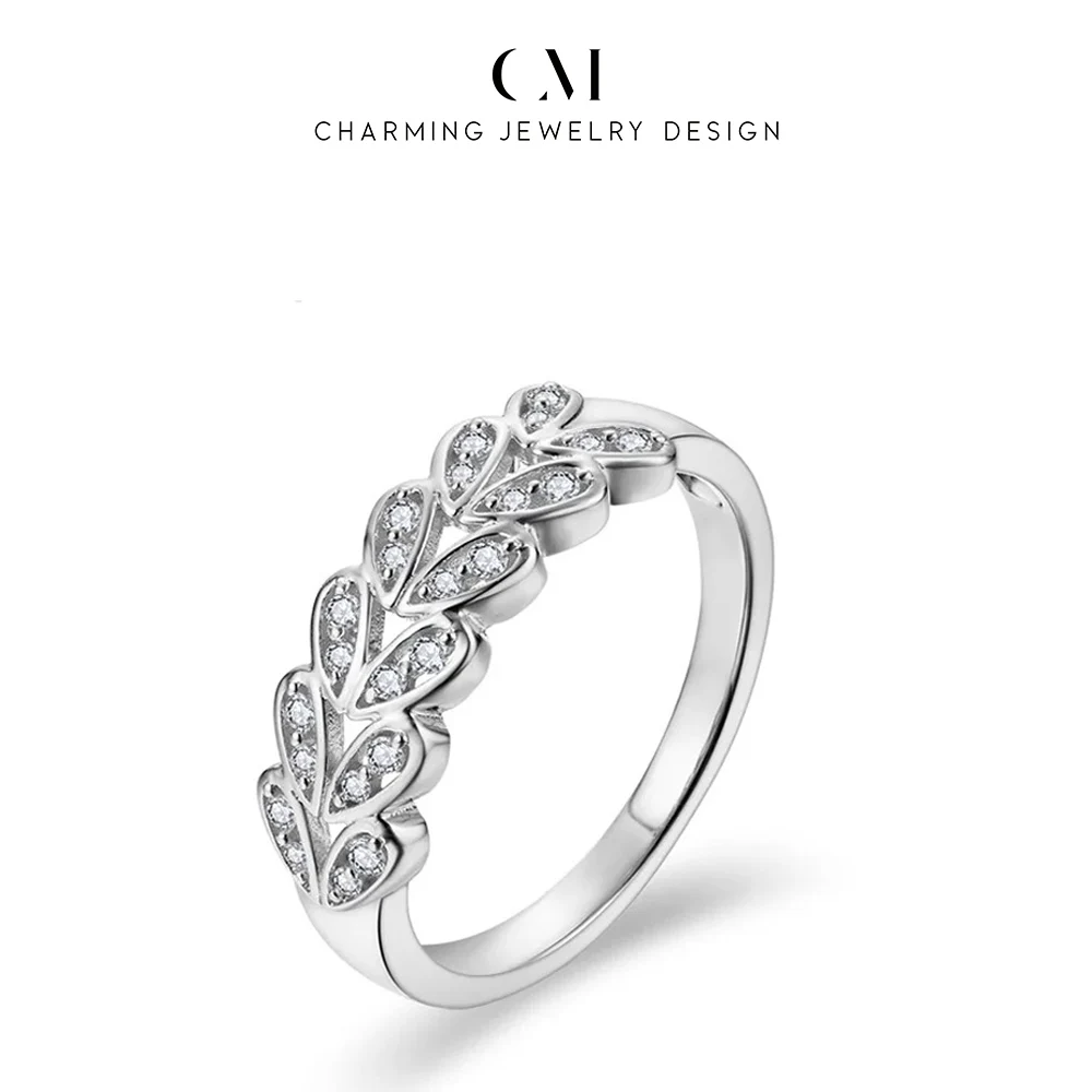 Charming D VVS1 Color Moissanite Ring for Women 100% 925 Sterling Silver With Certificate Rings Engagement Wedding Fine Jewelry
Charming D VVS1 Color Moissanite Ring for Women 100% 925 Sterling Silver With Certificate Rings Engagement Wedding Fine Jewelry