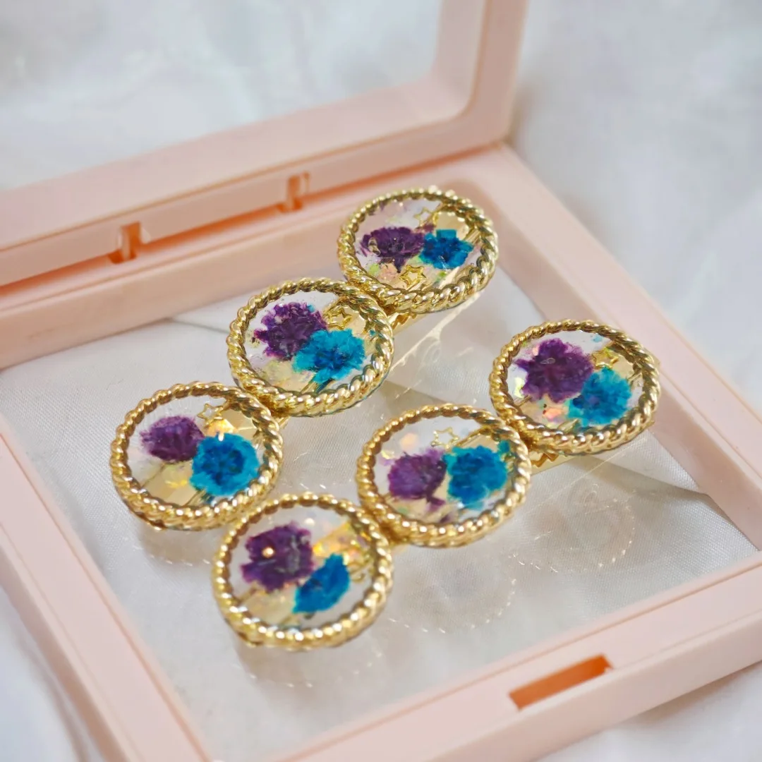 3212 Wholesale Popular Purple Starry Sky Glitter Hair Clips Duckbill Clips Handmade Exquisite Hair Accessories Christmas Gift
3212 Wholesale Popular Purple Starry Sky Glitter Hair Clips Duckbill Clips Handmade Exquisite Hair Accessories Christmas Gift