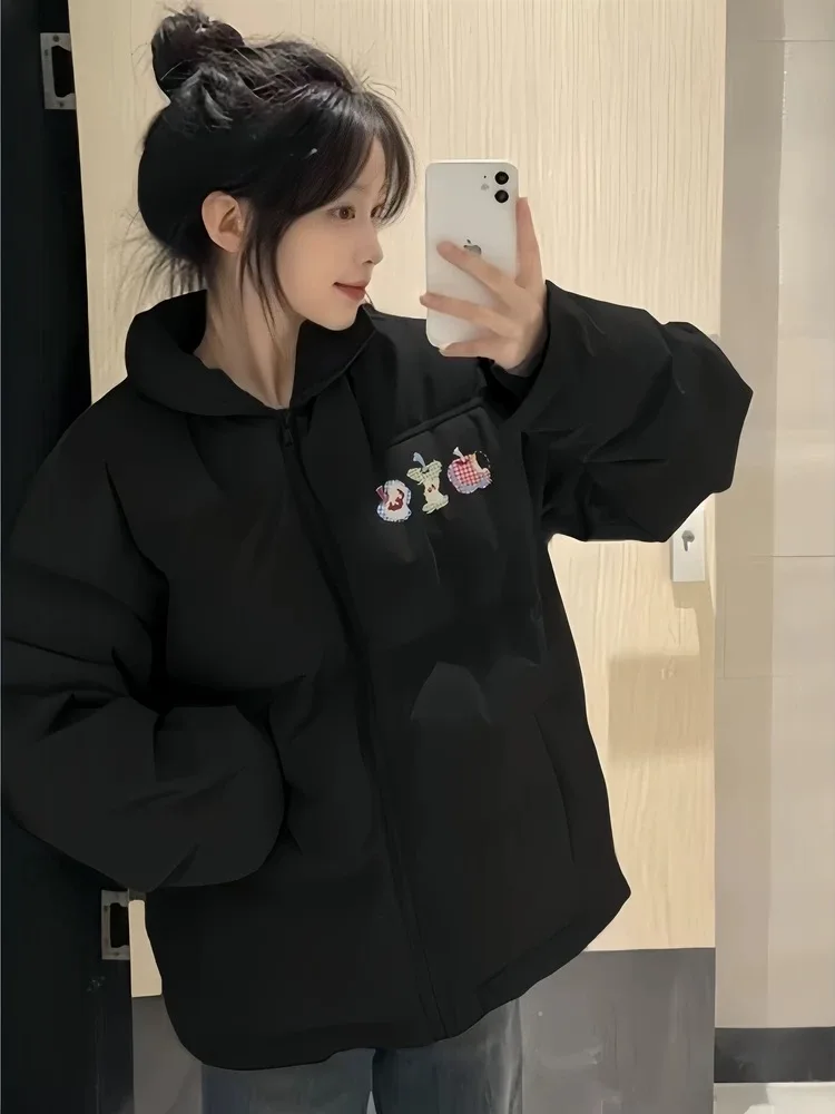 Парка женская с натуральным мехом, уникальный дизайн, особый узор, выразительный мотив, индивидуальный стиль, неповторимый внешний вид, исключительная модель.
Парка женская с натуральным мехом, уникальный дизайн, особый узор, выразительный мотив, индивидуальный стиль, неповторимый внешний вид, исключительная модель.