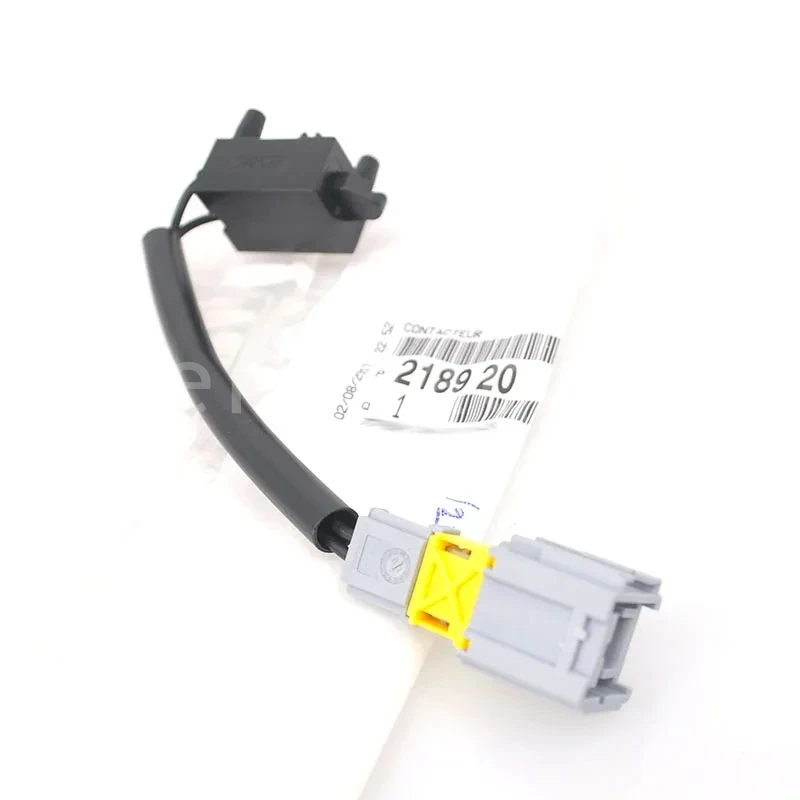 218920 218924 For Peugeot 208 301 307 308 2008 3008 407 408 508 Citroen BERLINGO C2 C3 C4 C5 Automobile Clutch Actuator Switch
218920 218924 For Peugeot 208 301 307 308 2008 3008 407 408 508 Citroen BERLINGO C2 C3 C4 C5 Automobile Clutch Actuator Switch