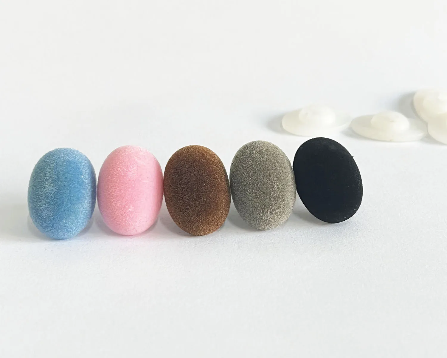 20pcs/lot 15x22mm pink blue black brown gray Oval shape flocking toy nose safety with hard washer for DIY doll
20pcs/lot 15x22mm pink blue black brown gray Oval shape flocking toy nose safety with hard washer for DIY doll