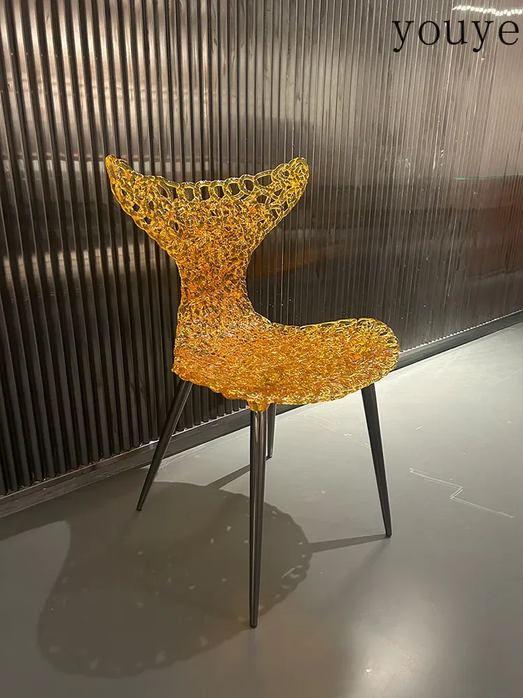 X30 Nordic Modern Simple Leisure Chair Designer Modern Creative Fashion Single Chair Resin Living Room Dining Chair
X30 Nordic Modern Simple Leisure Chair Designer Modern Creative Fashion Single Chair Resin Living Room Dining Chair