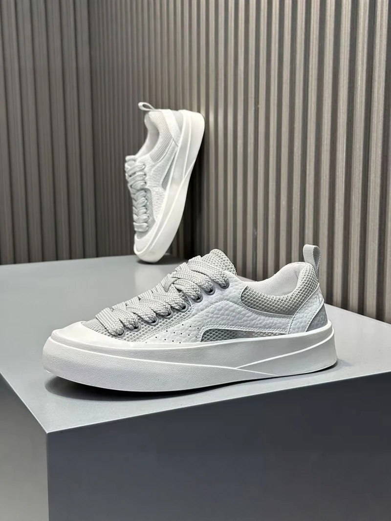 Men's Summer New Breathable Mesh Slip-On Sneakers Lightweight Versatile Casual Design Outdoor Low Top Rubber Outsole Shoes
Men's Summer New Breathable Mesh Slip-On Sneakers Lightweight Versatile Casual Design Outdoor Low Top Rubber Outsole Shoes