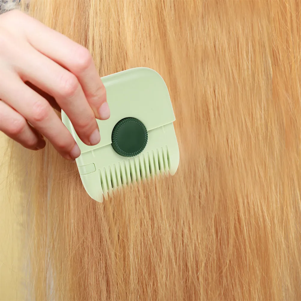 2Pcs Hair Styling Tool Fringe Thinner Comb Professional Hair Cutting Comb Friendly Vibrant Colors Portable
2Pcs Hair Styling Tool Fringe Thinner Comb Professional Hair Cutting Comb Friendly Vibrant Colors Portable