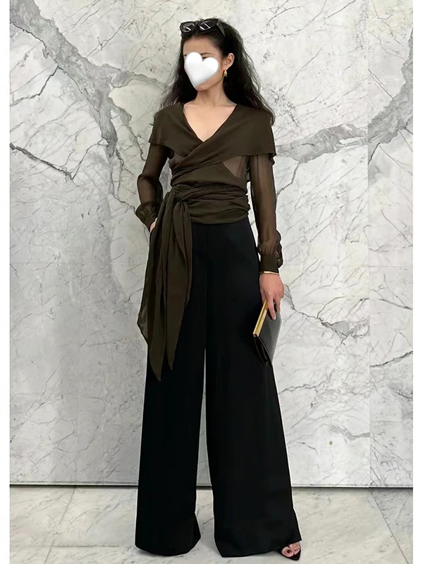 Комплект: брюки с высокой талией, V-образным вырезом, поясом и широкими штанинами, с перекрестным дизайном, свободного кроя, удобный, из полиэстера, летний наряд
Комплект: брюки с высокой талией, V-образным вырезом, поясом и широкими штанинами, с перекрестным дизайном, свободного кроя, удобный, из полиэстера, летний наряд