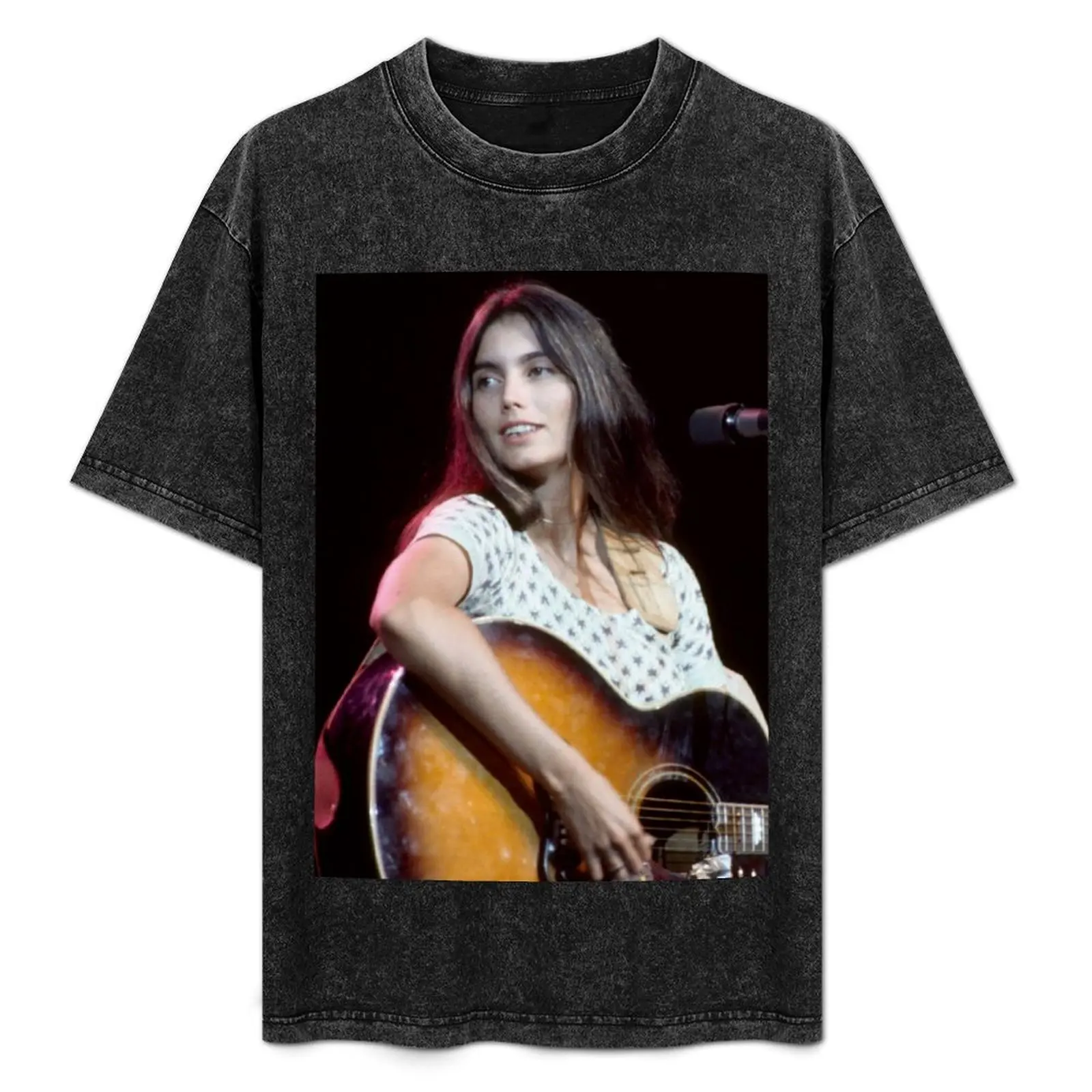 Emmylou Harris T-Shirt Vintage Print Crew Neck Tee
Emmylou Harris T-Shirt Vintage Print Crew Neck Tee