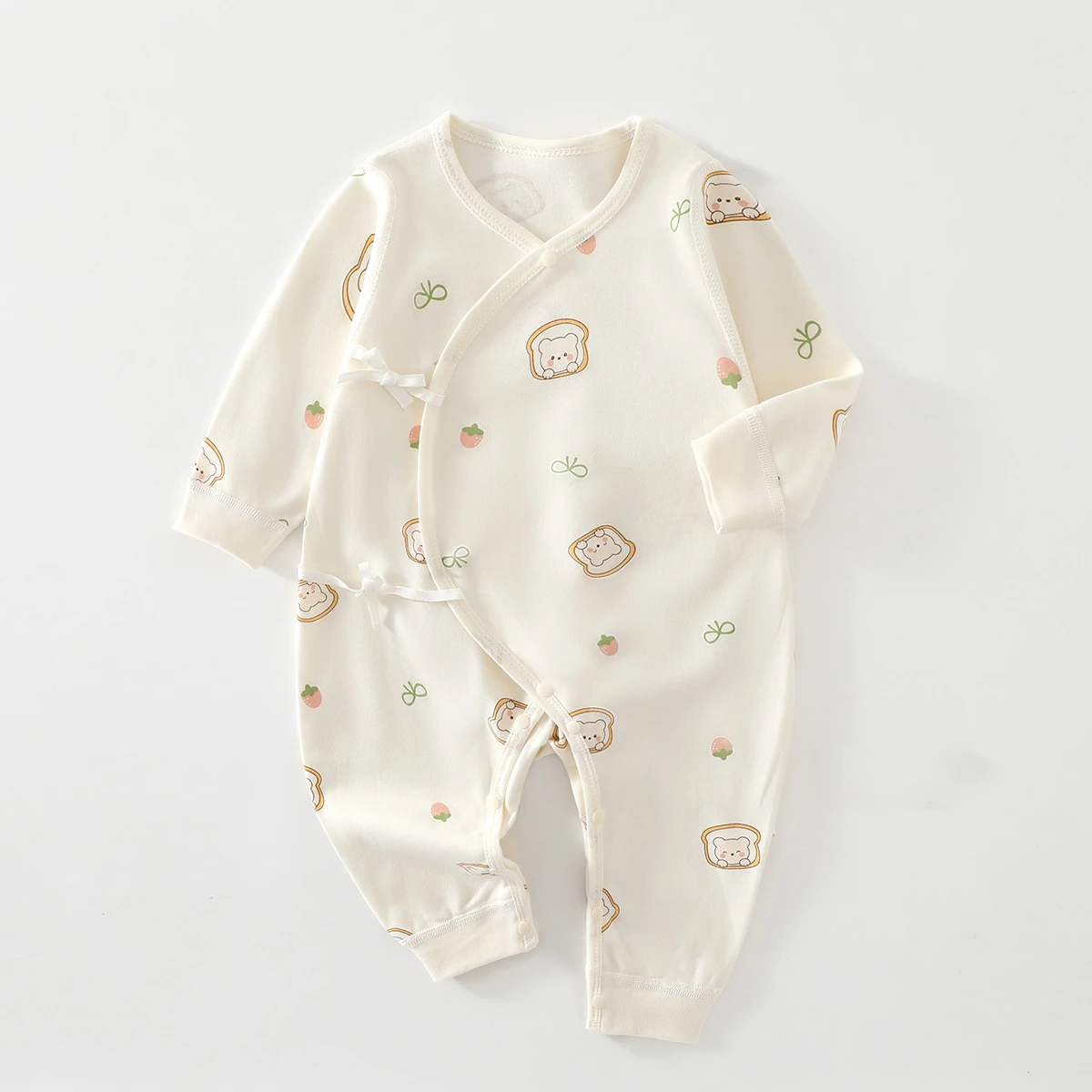 Baby Autumn Jumpsuit A Class Cartoon Print Long Sleeve jumpsuit Breathable Pure Cotton Clothes For Baby
Baby Autumn Jumpsuit A Class Cartoon Print Long Sleeve jumpsuit Breathable Pure Cotton Clothes For Baby