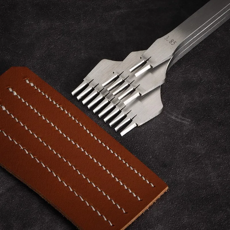 Профессиональное зубчатое долото во французском стиле - закаленная сталь 4Cr13 HRC56, дырокол для кожи и инструмент для вышивания для рукоделия
Профессиональное зубчатое долото во французском стиле - закаленная сталь 4Cr13 HRC56, дырокол для кожи и инструмент для вышивания для рукоделия