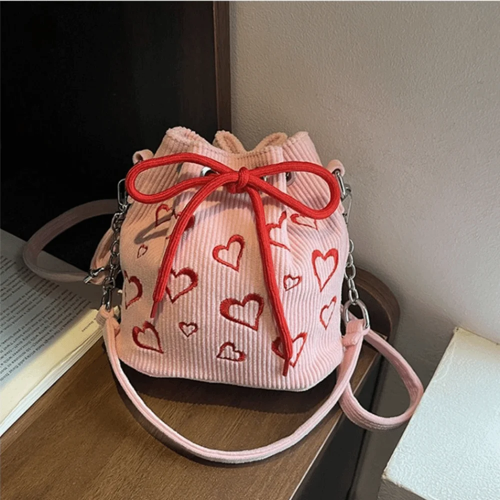 INS Corduroy Bucket Bags Pleated Design Knitted Texture Hearts Embroidery Handbag with Handles Large Capacity
INS Corduroy Bucket Bags Pleated Design Knitted Texture Hearts Embroidery Handbag with Handles Large Capacity