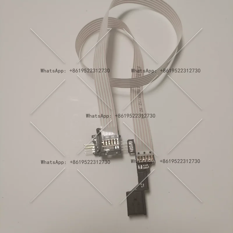 Applicable to Volkswagen Suiteng Maiteng Tiguan Passat Charang Shangku high-end steering wheel module 569AS cable
Applicable to Volkswagen Suiteng Maiteng Tiguan Passat Charang Shangku high-end steering wheel module 569AS cable