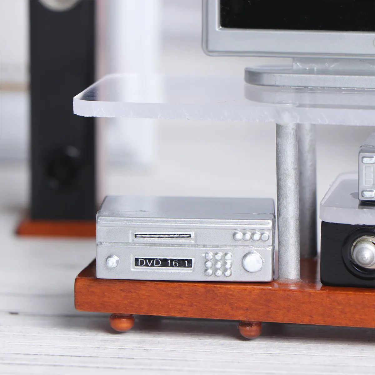 Набор миниатюрной мебели для кукольного домика: акустическая тумба под телевизор, креативный домашний кинотеатр, декор для дома и отеля, реалистичное искусство
Набор миниатюрной мебели для кукольного домика: акустическая тумба под телевизор, креативный домашний кинотеатр, декор для дома и отеля, реалистичное искусство