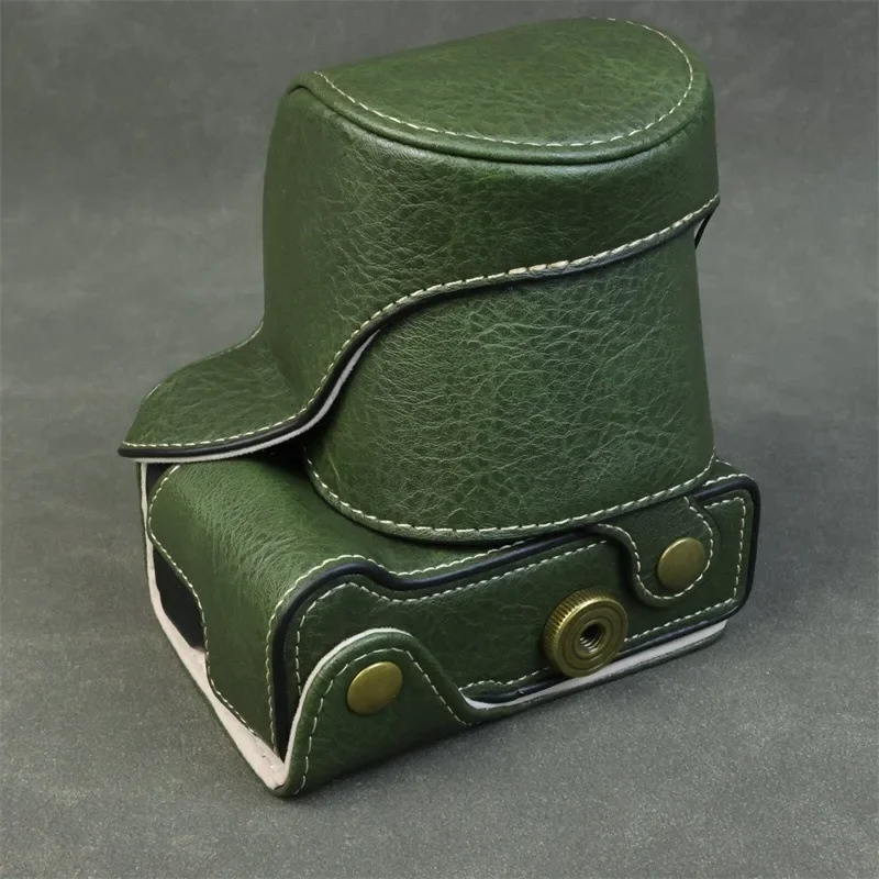 Camera Leather Case Bag For Canon R50V 14-30 Lens Camera Cover R150v Camera Protective Case Storage Bag Shell 
Camera Leather Case Bag For Canon R50V 14-30 Lens Camera Cover R150v Camera Protective Case Storage Bag Shell