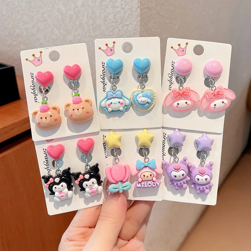 1Pair Sanrio Cinnamoroll Ear Clip Kuromi Cartoon Anime Cute Sweet Girl Creative Exquisite Pendant Earrings Jewelry Girls Gifts
1Pair Sanrio Cinnamoroll Ear Clip Kuromi Cartoon Anime Cute Sweet Girl Creative Exquisite Pendant Earrings Jewelry Girls Gifts