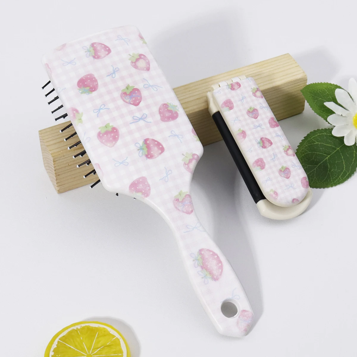 Fruit pattern series comb two-piece set, including square airbag comb and portable folding comb,Special for real hair wigs
Fruit pattern series comb two-piece set, including square airbag comb and portable folding comb,Special for real hair wigs