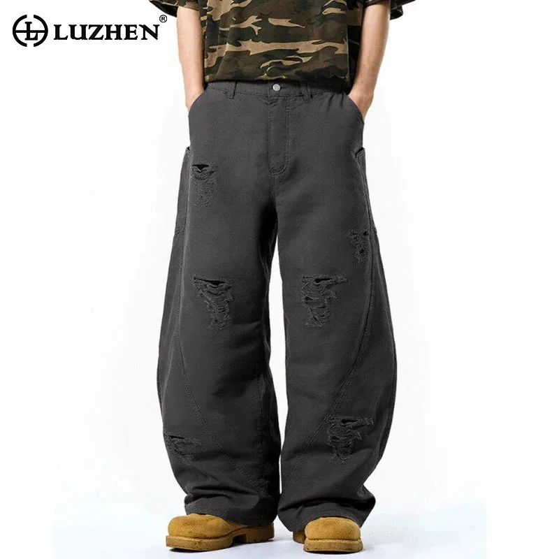 LUZHEN однотонные свободные модные джинсовые брюки со сломанными дырками, мужские брюки 2025 года, новые высококачественные оригинальные широкие джинсы JY1956
LUZHEN однотонные свободные модные джинсовые брюки со сломанными дырками, мужские брюки 2025 года, новые высококачественные оригинальные широкие джинсы JY1956