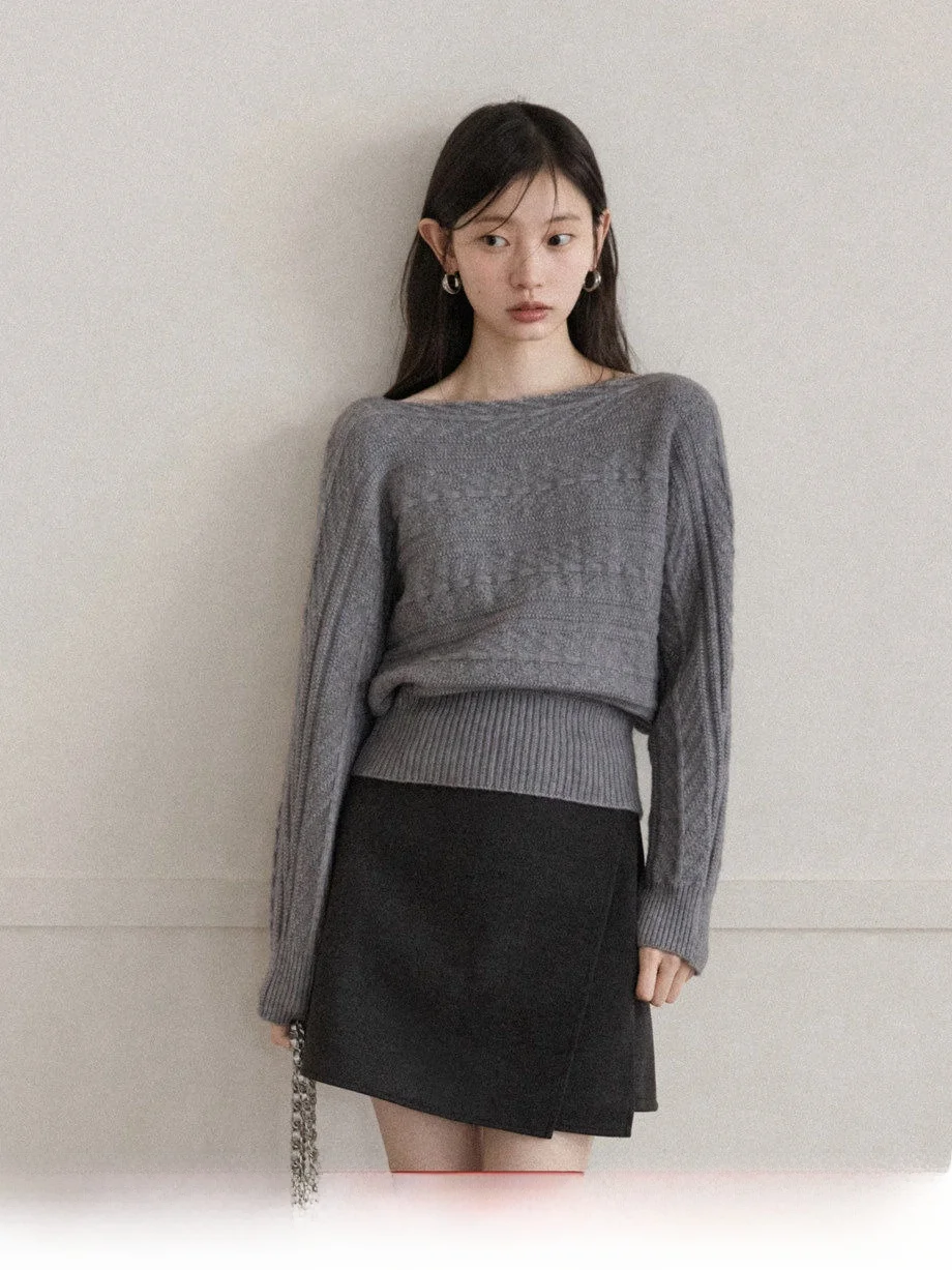 Gray Knitted Long Sleeve One Shoulder Sweater Women's Loose Slimming Winter Top Y2512x Casual Style Soft Comfortable Knitwear
Gray Knitted Long Sleeve One Shoulder Sweater Women's Loose Slimming Winter Top Y2512x Casual Style Soft Comfortable Knitwear