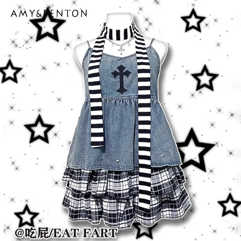 2025 New Japanese Original Summer Yabi Y2k Hot Cross Rivet Denim Suspender Vest Plaid Skirt Suit For Women
2025 New Japanese Original Summer Yabi Y2k Hot Cross Rivet Denim Suspender Vest Plaid Skirt Suit For Women