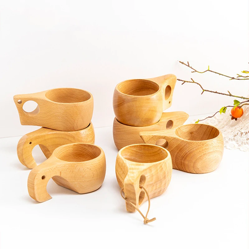 Finland Kuksa резиновая деревянная чашка для воды, портативная кофейная кружка с ручкой, веревка из воловьей кожи, крючок для сока, молока, пива, чая, посуда для напитков на открытом воздухе
Finland Kuksa резиновая деревянная чашка для воды, портативная кофейная кружка с ручкой, веревка из воловьей кожи, крючок для сока, молока, пива, чая, посуда для напитков на открытом воздухе