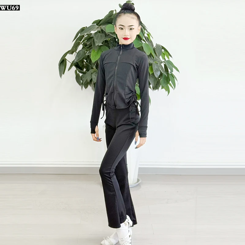 Latin dance training suit for girls, new high-end children's dance performance training suit, split pants set
Latin dance training suit for girls, new high-end children's dance performance training suit, split pants set