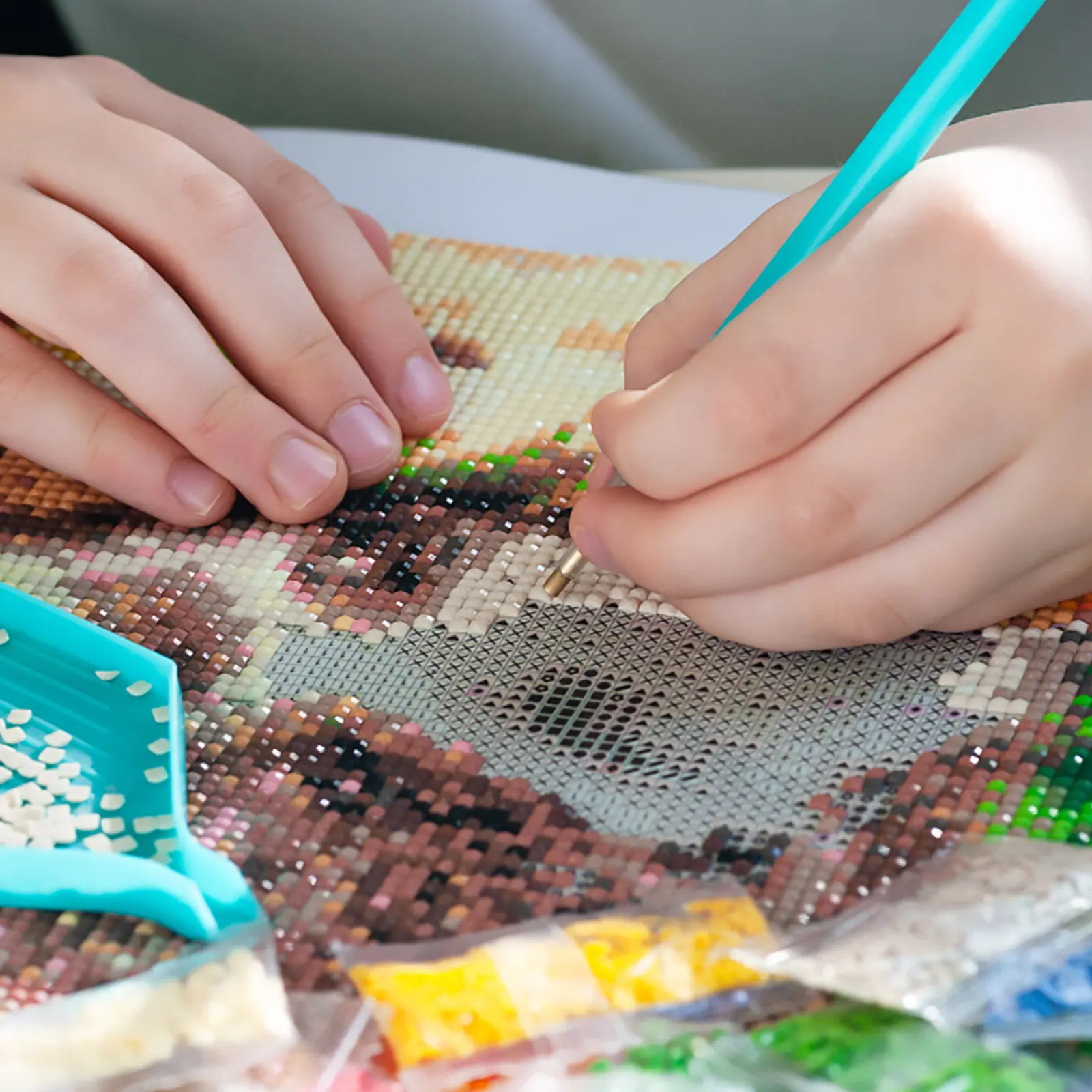 Высококачественные квадратные алмазные бусины из смолы для DIY-росписи стразами, материалы для алмазной живописи, аксессуары для рукоделия
Высококачественные квадратные алмазные бусины из смолы для DIY-росписи стразами, материалы для алмазной живописи, аксессуары для рукоделия